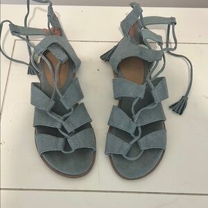 Old Navy Blue Sandals with Intricate Straps